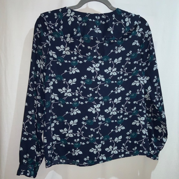 Loft faux wrap blouse Sz XXSP floral long sleeve ruffle button cuff - Picture 5 of 7